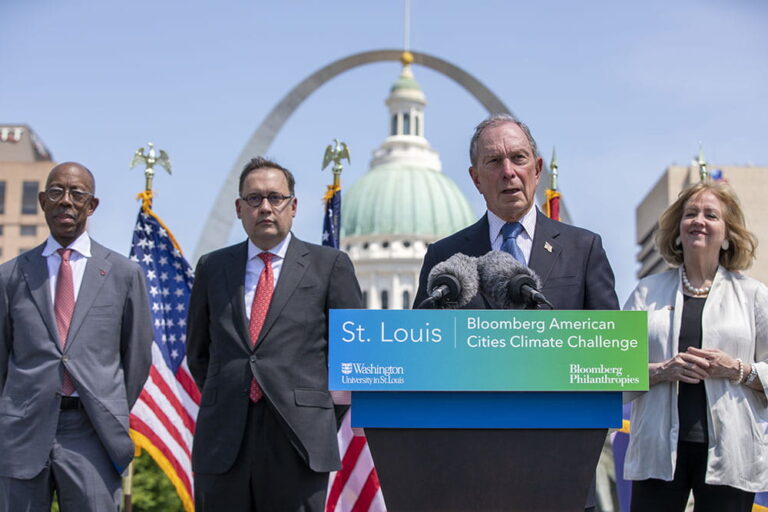 Michael Bloomberg announces Midwestern Collegiate Climate Summit